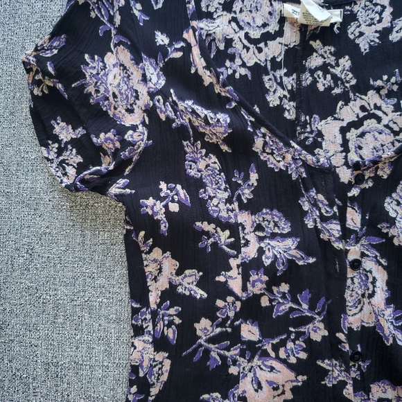 Billabong Floral Romper - Picture 4 of 12